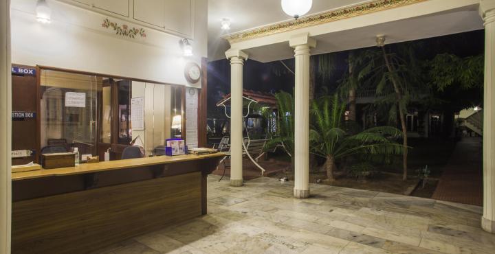 فندق جايبورفي  فندق ميغنيواس المظهر الخارجي الصورة